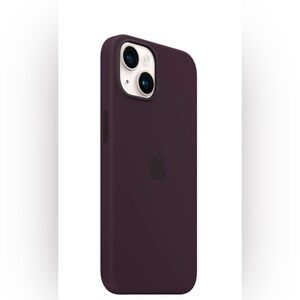 iPhone 14 Plus Silicone Case MagSafe